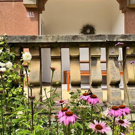 Apartman Teplice Nad Metuji Bagian luar foto